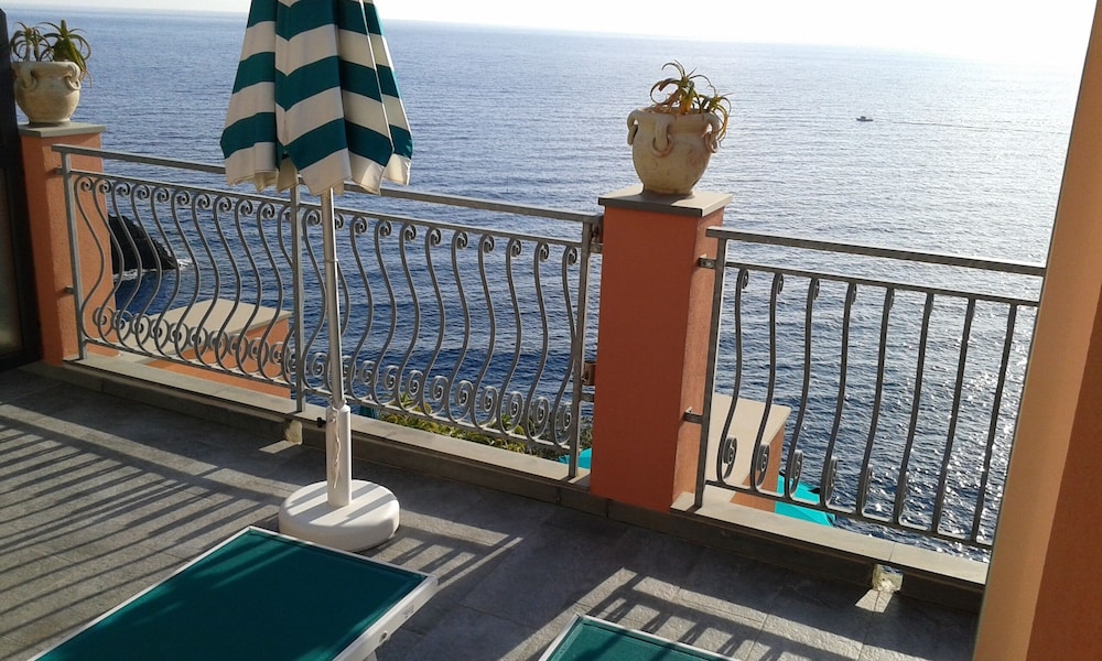 Hotel Porto Roca 14/38