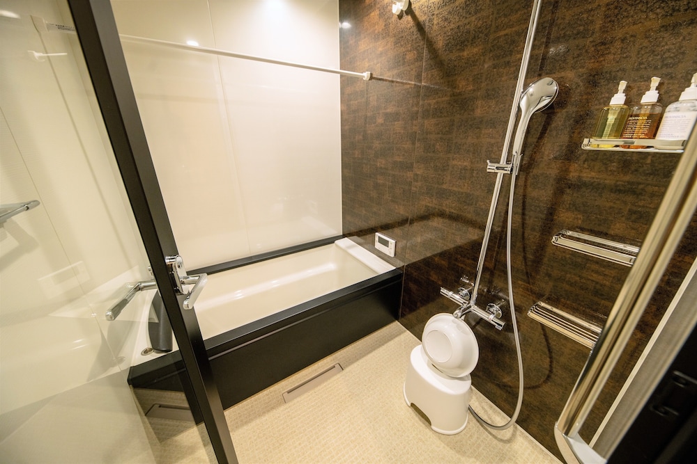 HOTEL MASTAY jingumichi 67/68