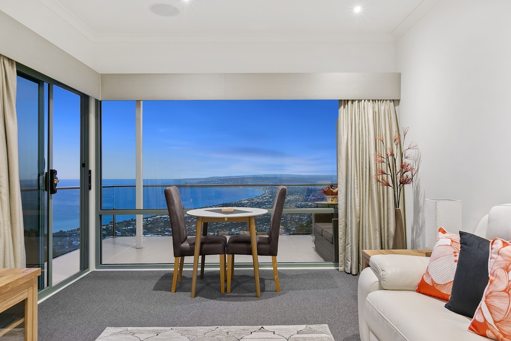 Arthurs Superb Views Luxury Retreat 18/43