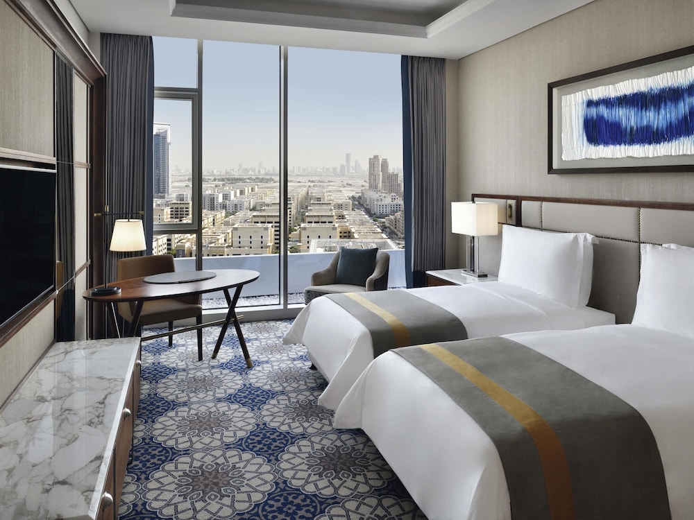 SUPERIOR, TWIN BEDS, SEA VIEW
