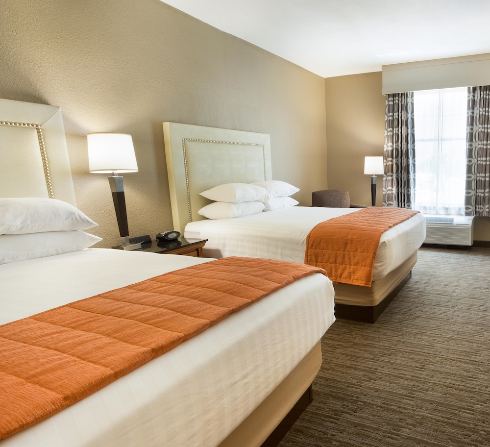 Drury Inn and Suites Lafayette 7/33