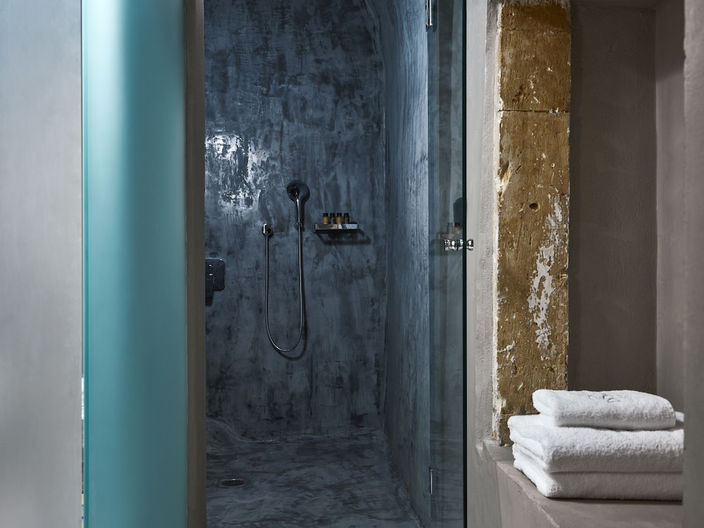 Chania Inn 46/46