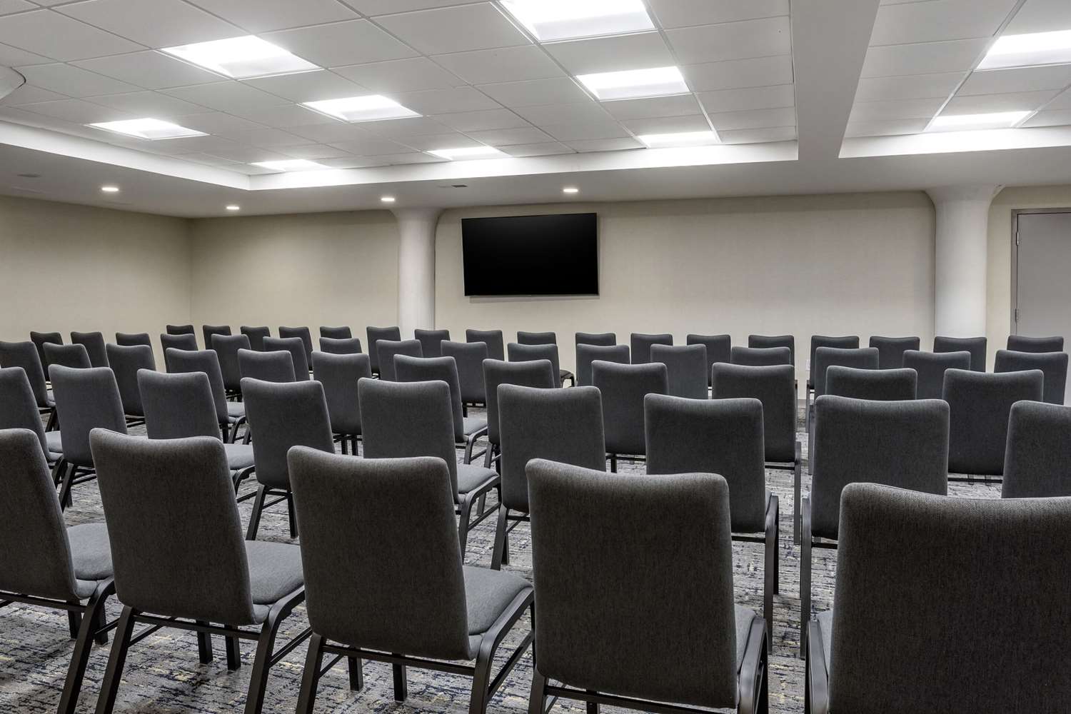 Four Points by Sheraton Newark Airport 25/30