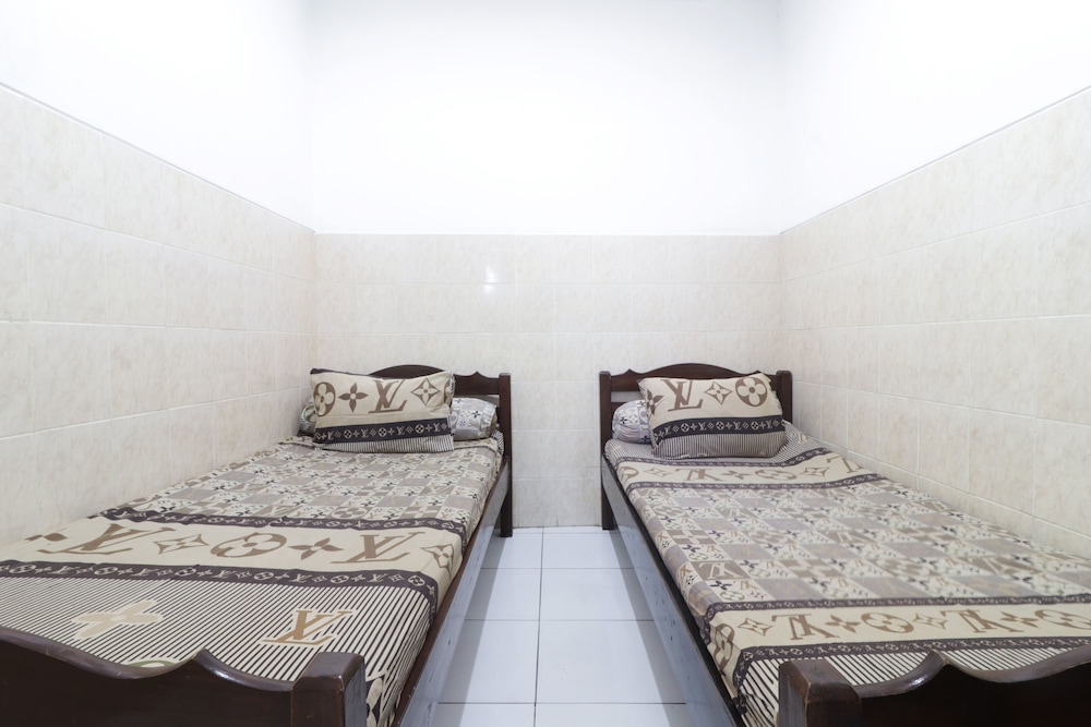Hotel Omah Ampel Syariah by ZUZU 18/32
