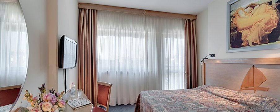 Grand Hotel Continental 13/44