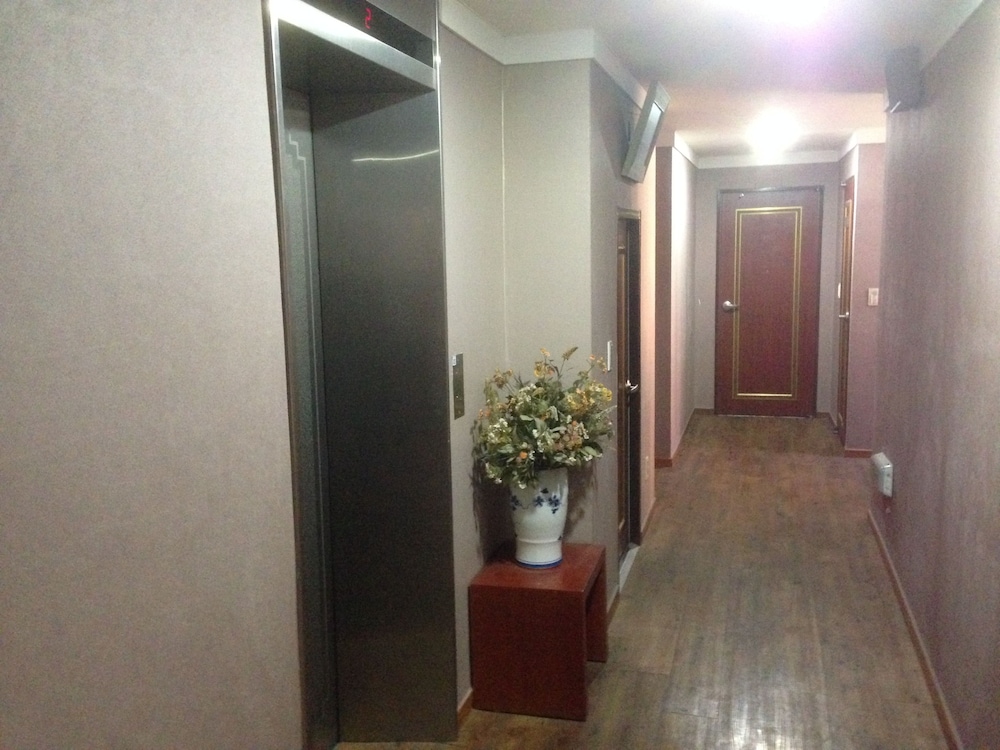 Goodstay Herotel 26/28