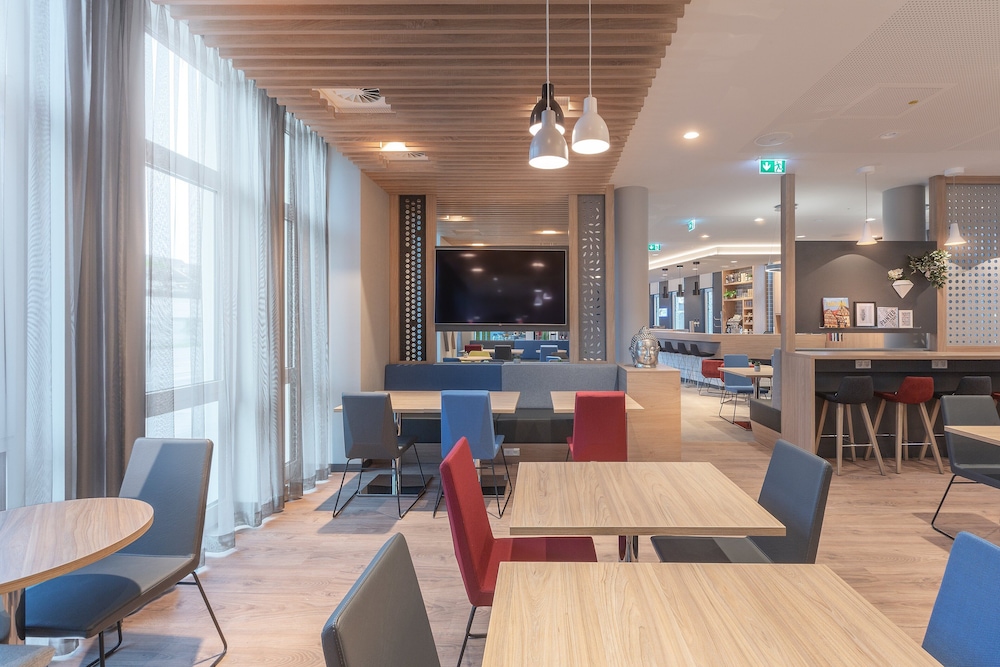 Holiday Inn Express Erlangen 7/57