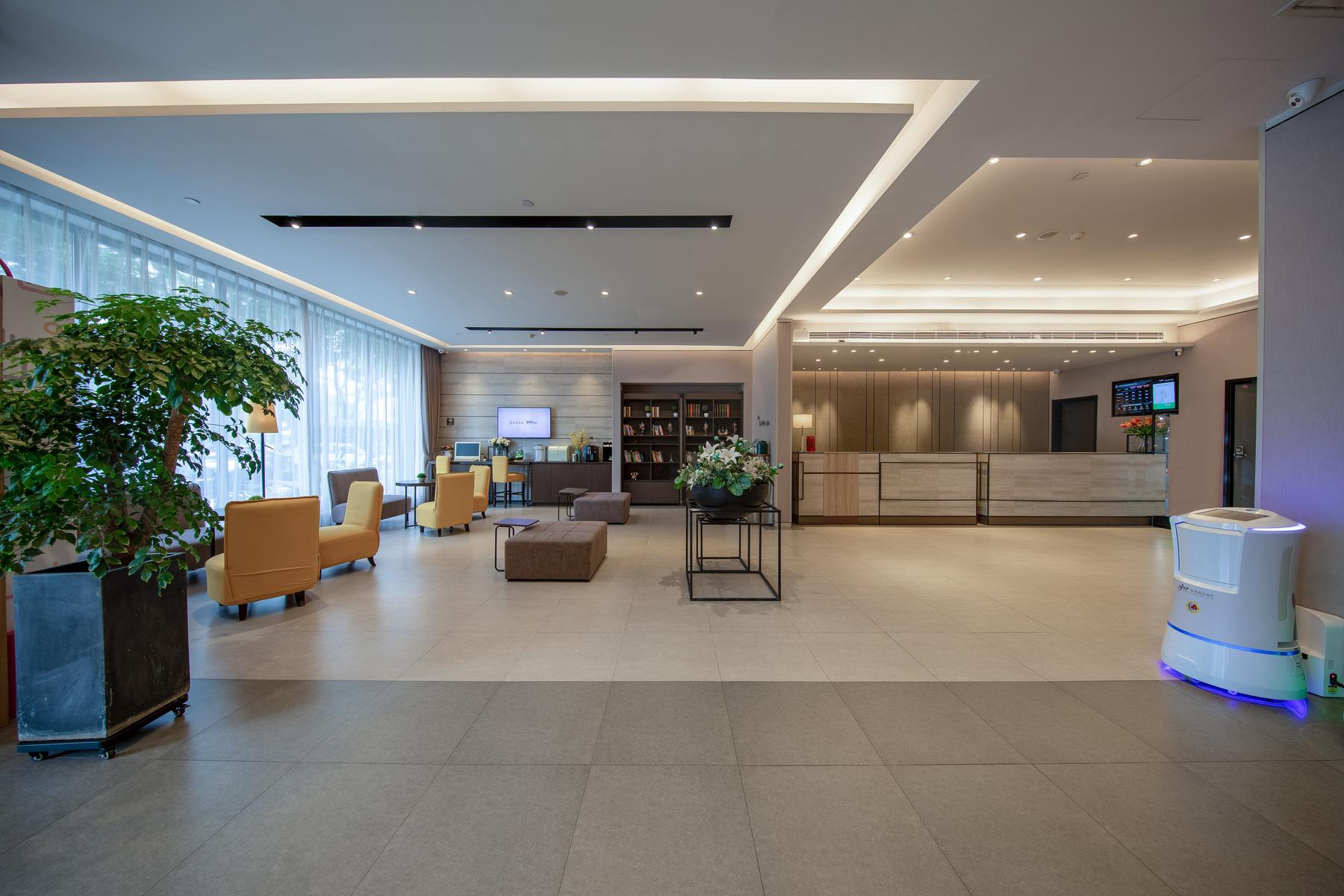 Homeinn Plus (Changzhou Dinosaur Park Wanda Plaza) 9/31