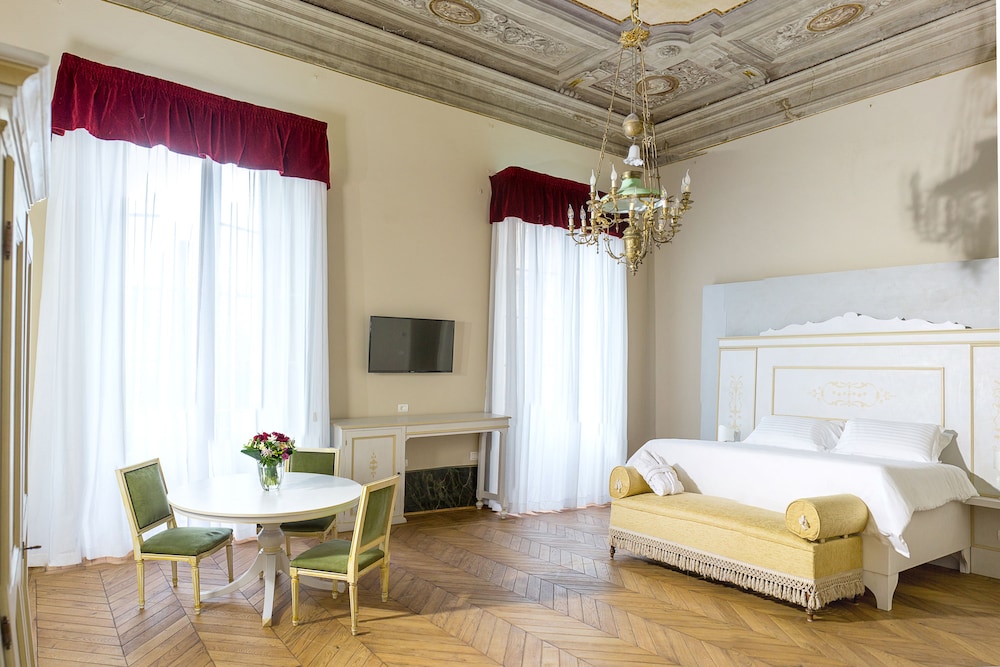 Palazzo D'oltrarno - Residenza D'epoca 7/38