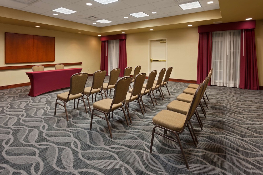 Homewood Suites by Hilton Gainesville 30/39