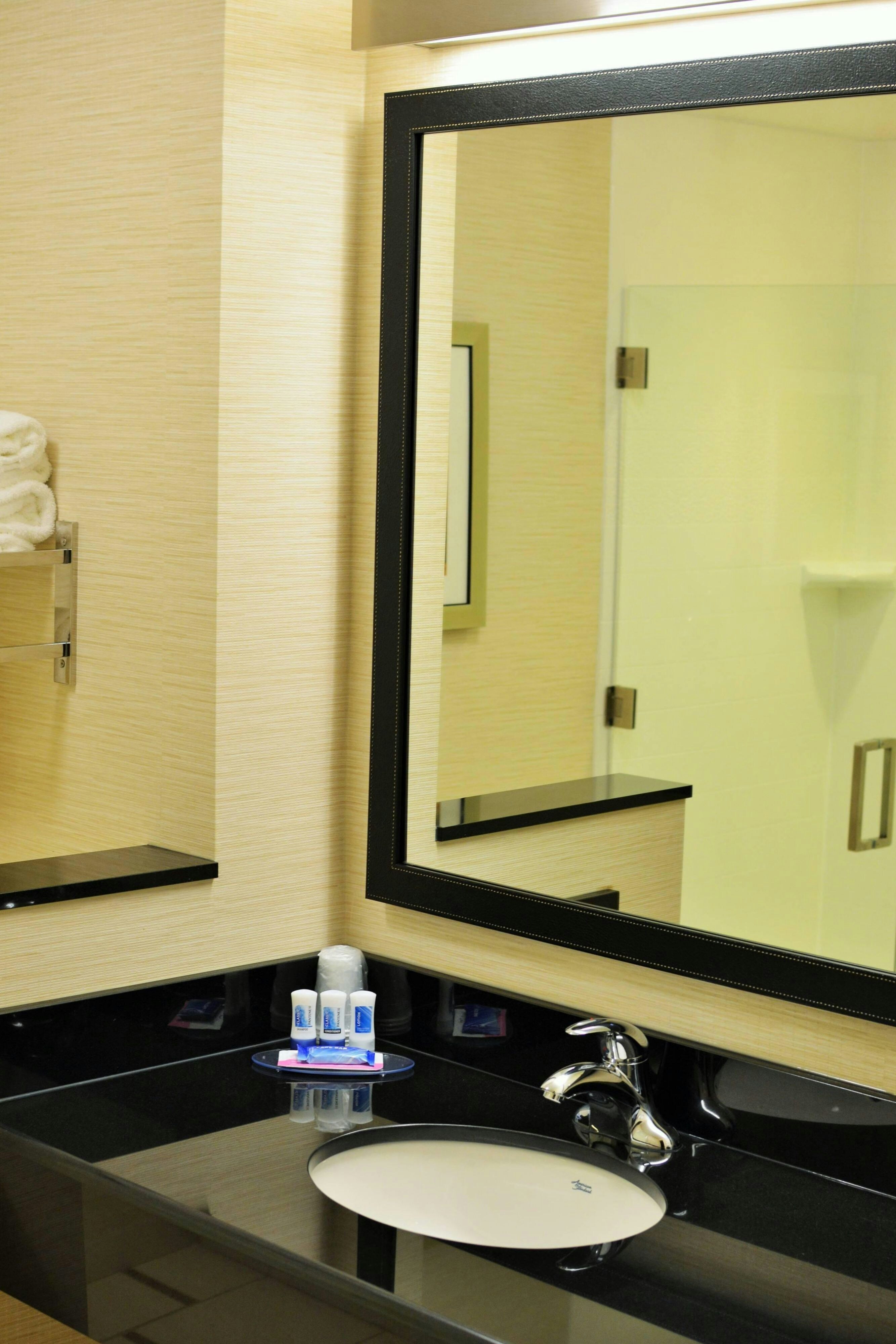 Fairfield Inn Suites Omaha Northwest 42/43