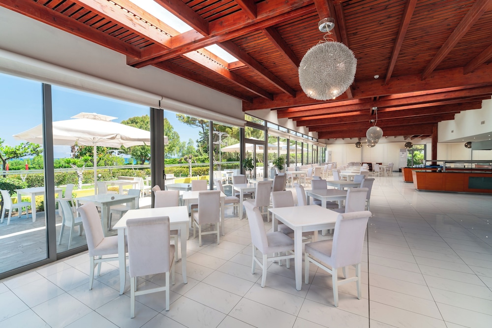 All Senses Ocean Blue Sea Side Resort By Anayia All Inclusive Resorts 33/45