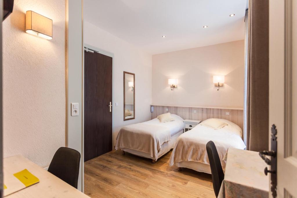 Logis Hotel De La Plage 12/23