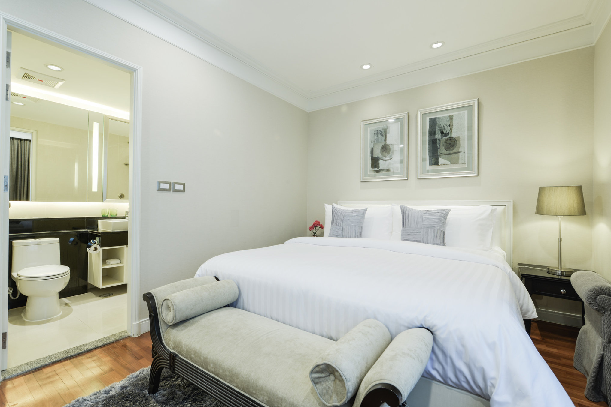 Centre Point Hotel Chidlom 22/68