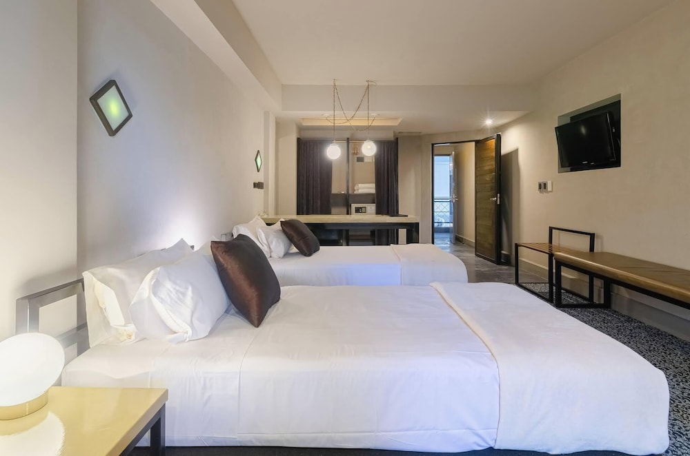 Prodeo Hotel Lounge 13/70