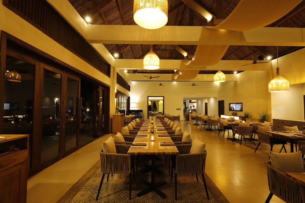 Crown Retreat Quy Nhon 75/88