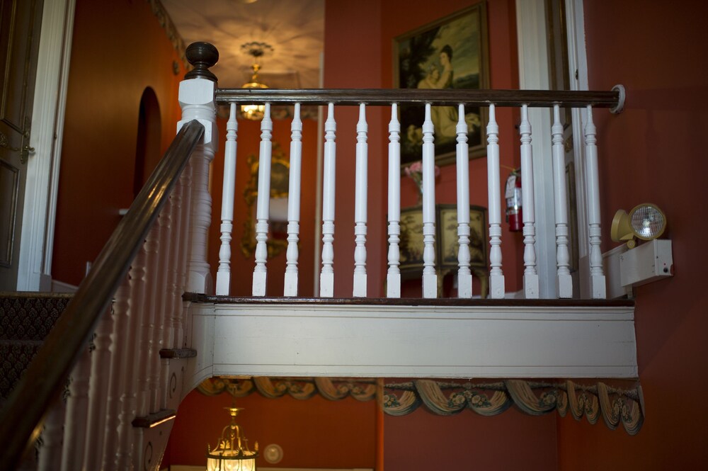 Barksdale House Inn 6/59