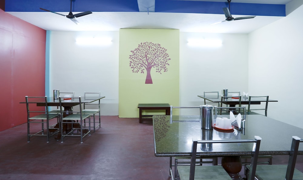 Treebo Grace Inn 49/59