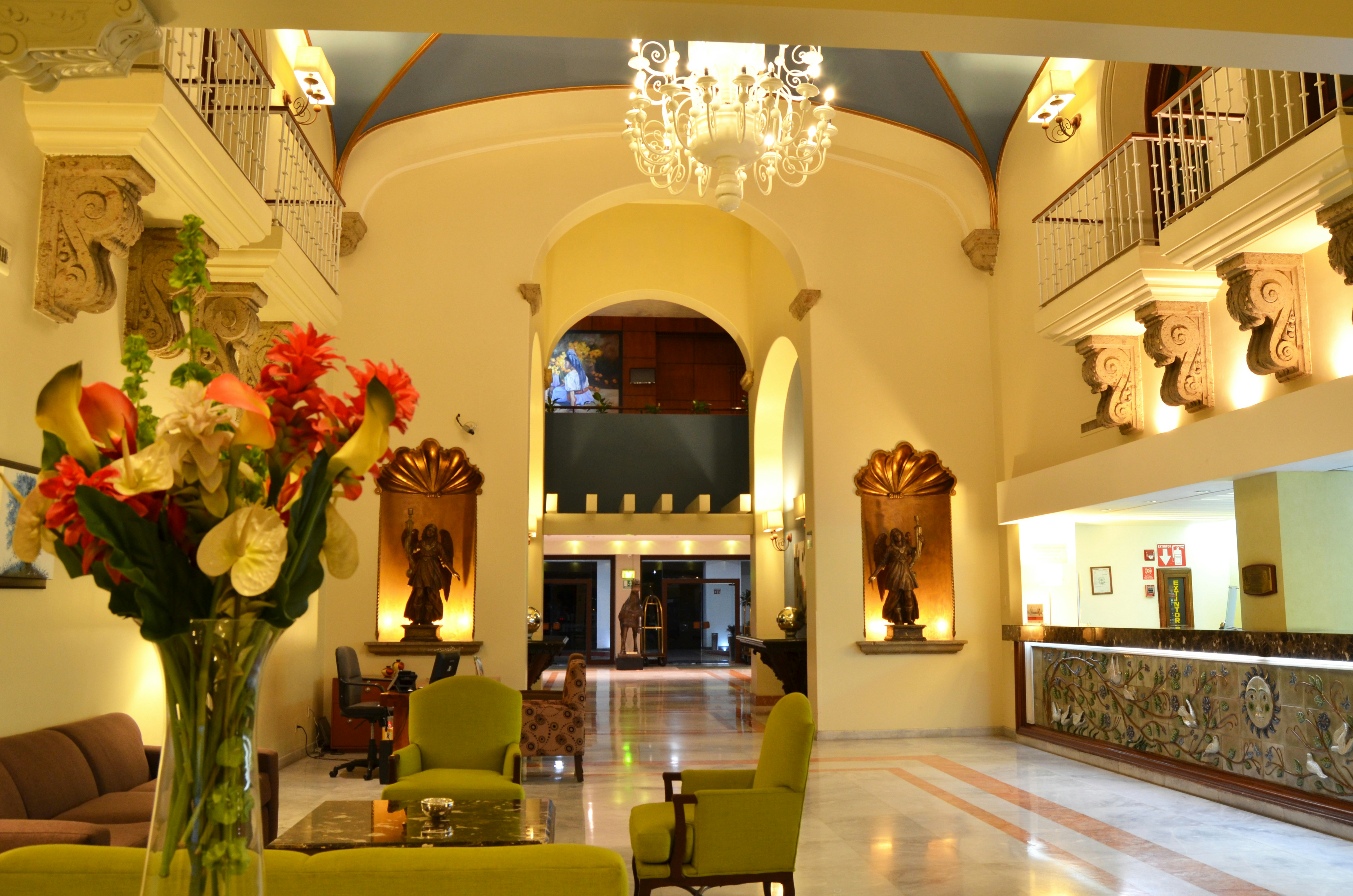 Holiday Inn GUADALAJARA EXPO 12/77