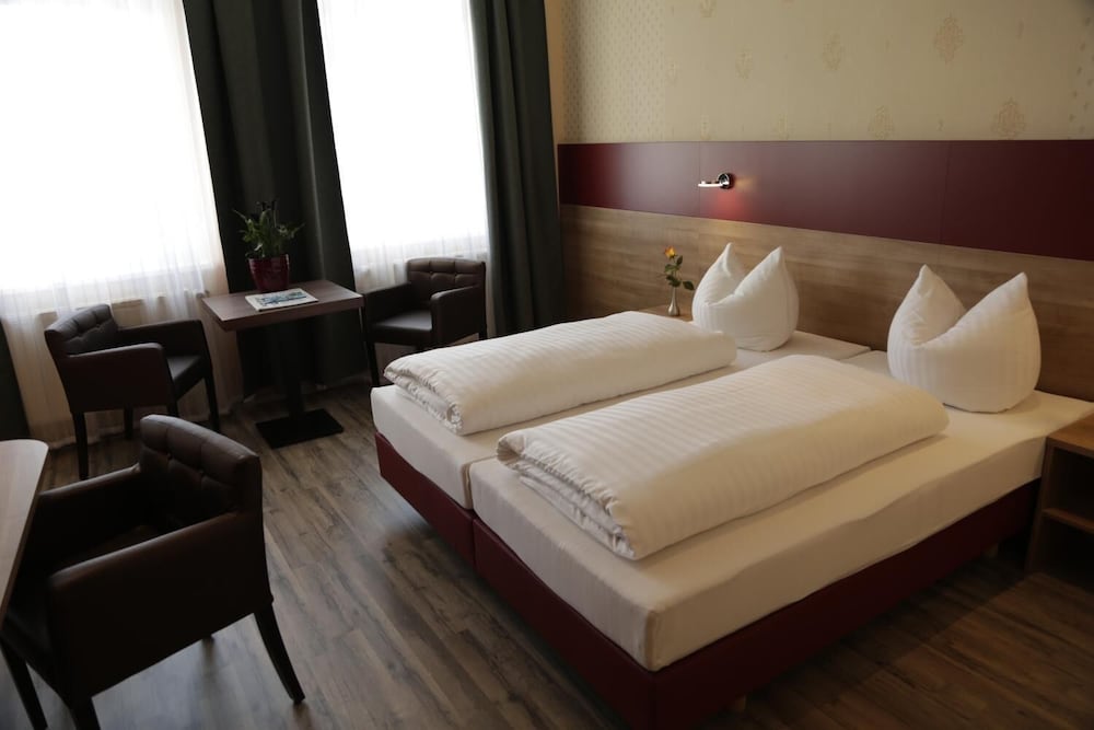 Alexander Business Hotel 4/21