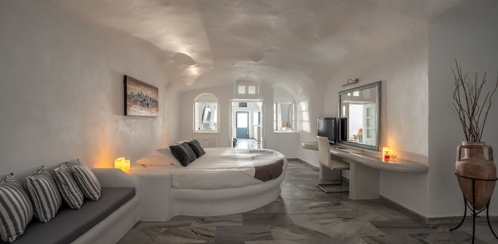 Pegasus Suites & Spa Hotel - Adults Only 11/42