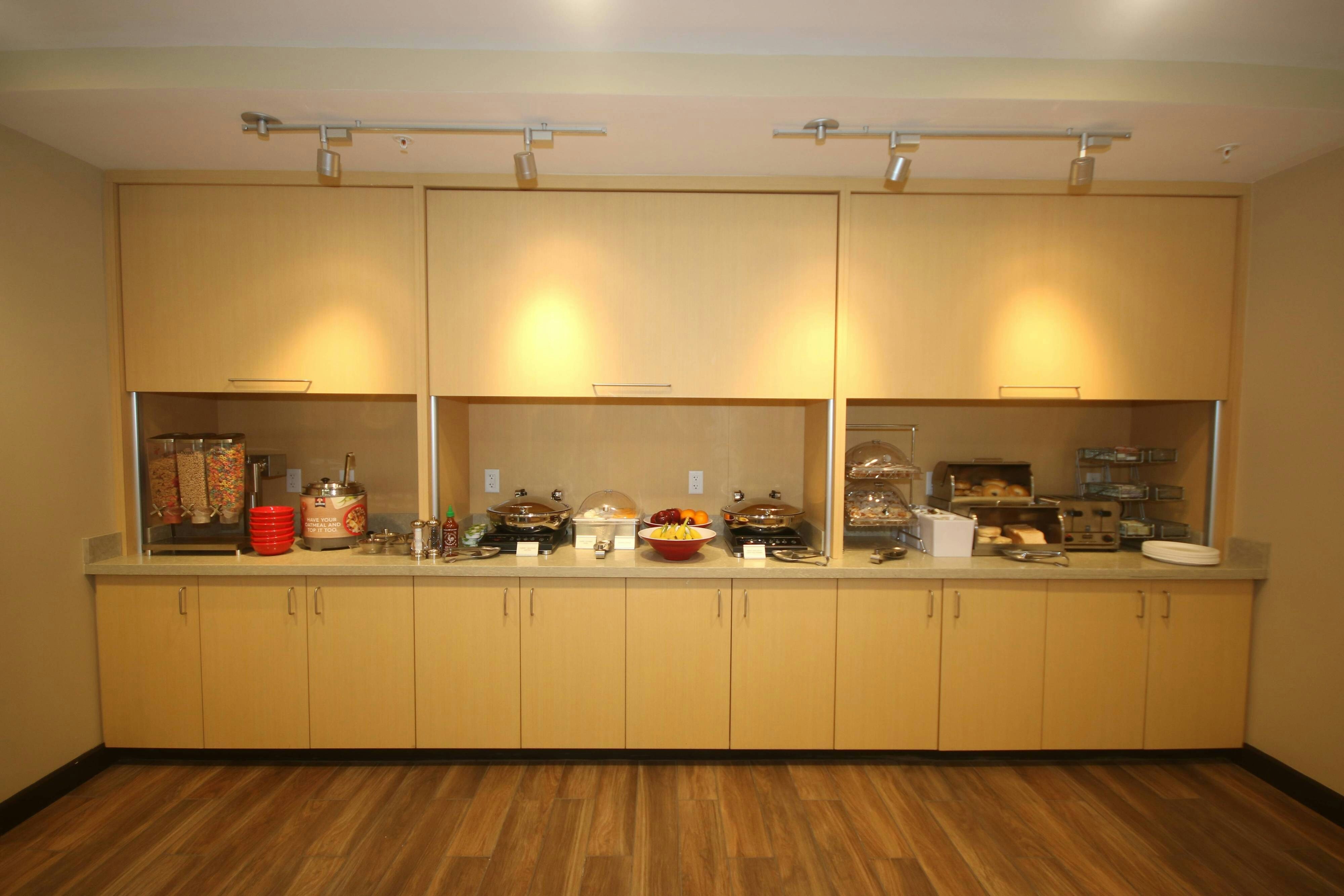 TownePlace Suites by Marriott Charleston-North Charleston 6/15