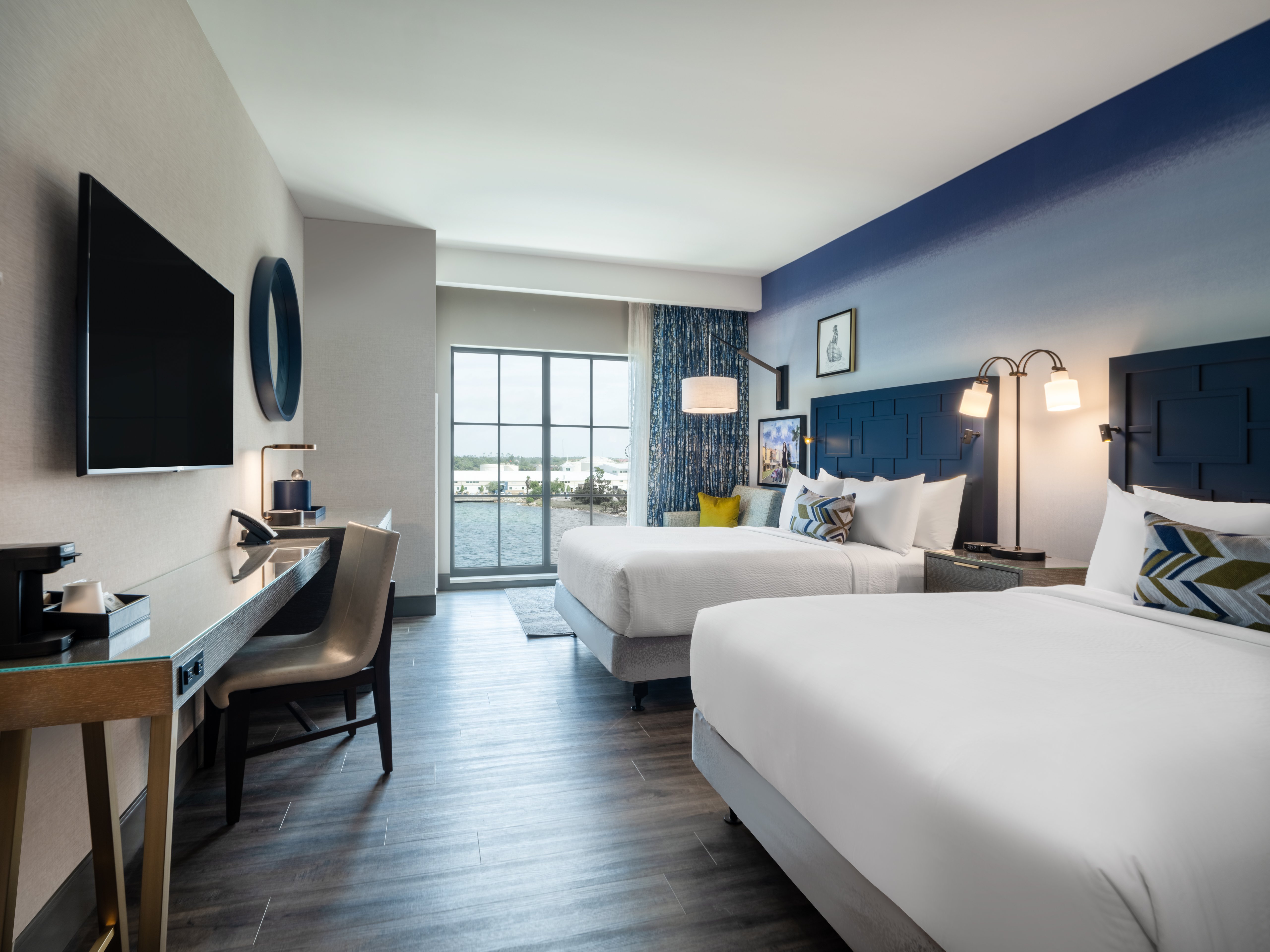 Standard, 2 Queen Beds, Bay View, Accessible