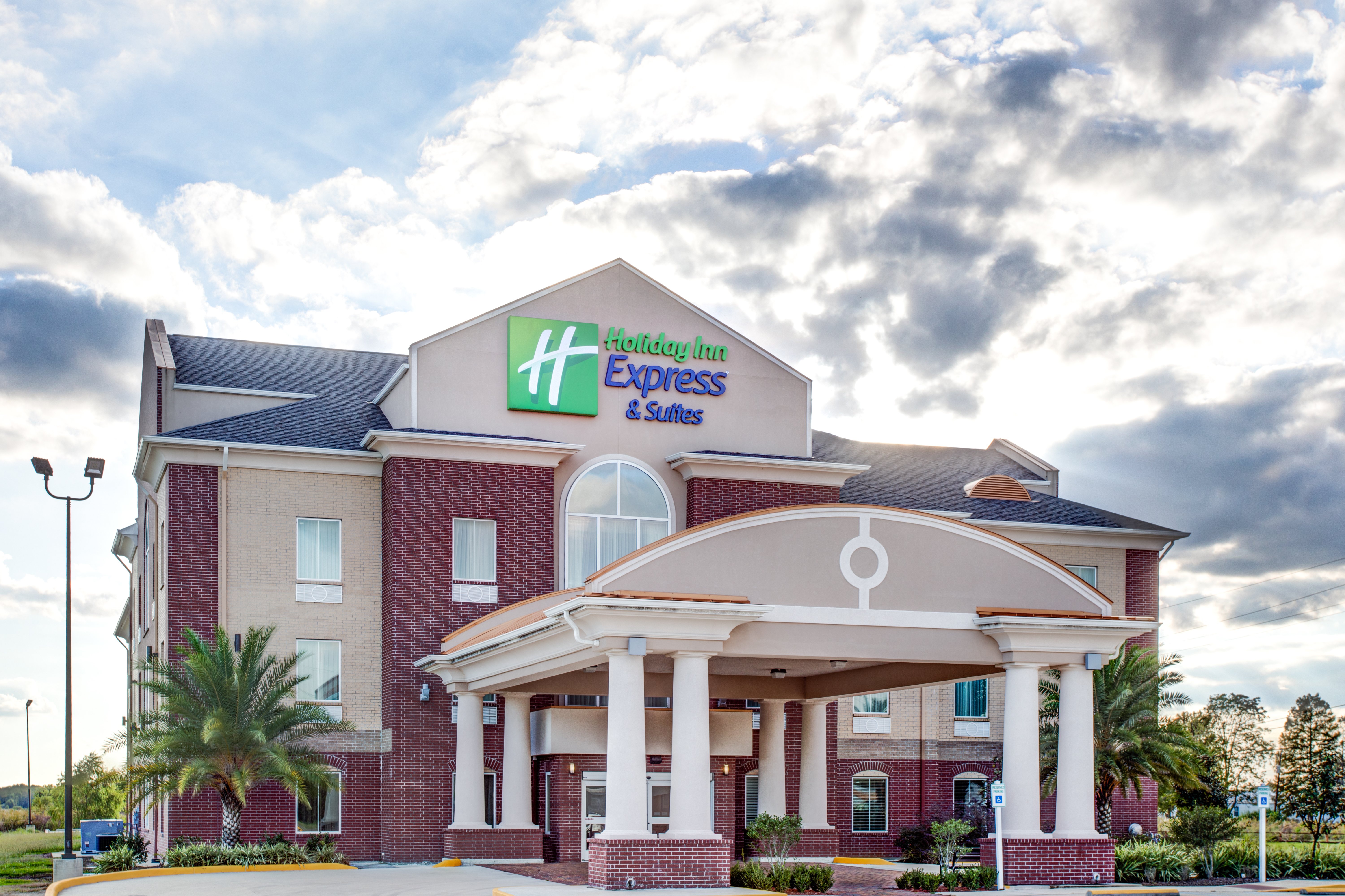Holiday Inn Express Hotel And Suites Raceland Highway 90 5/49