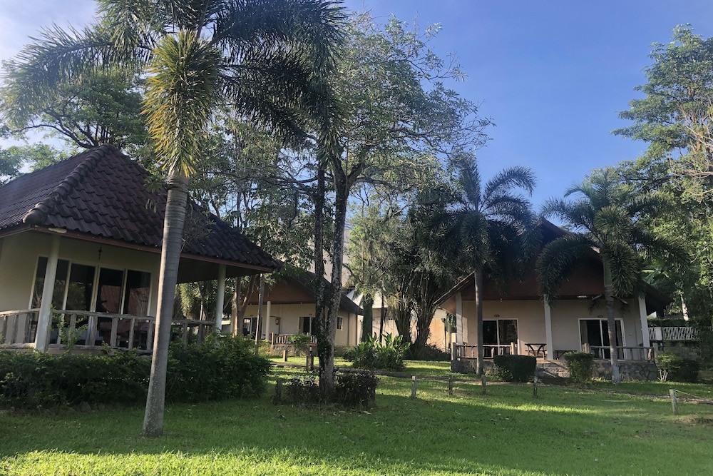 Koh Chang Privilege Resort 37/44