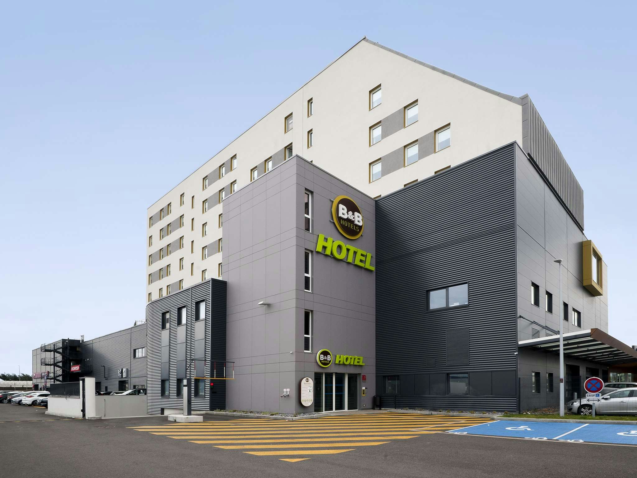 B B Hotel Lyon Sud Etats Unis 40/41