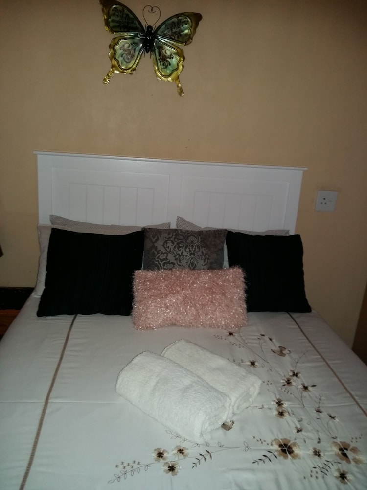 Aerorock Accomodation 5/50
