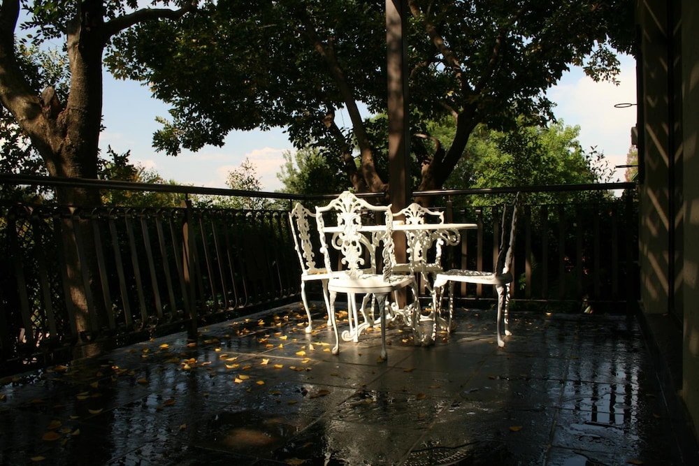 InnJoy Boutique Hotel 47/50