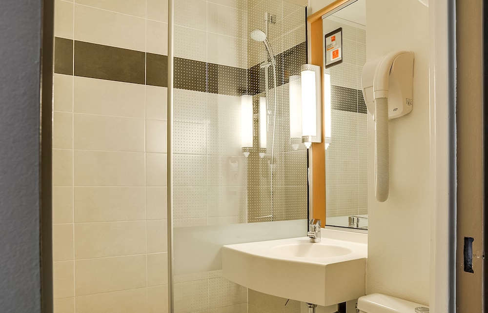 Ibis Salon De Provence Sud 20/61