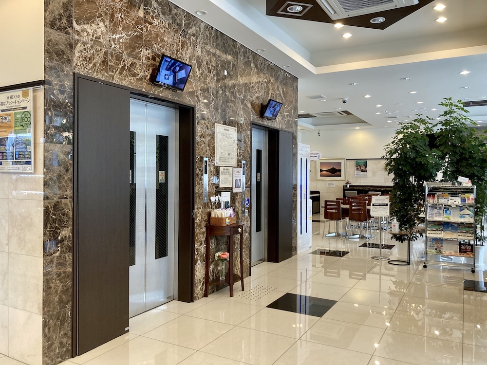 Toyoko Inn Shin-osaka Higashi-mikuni Ekimae 17/61