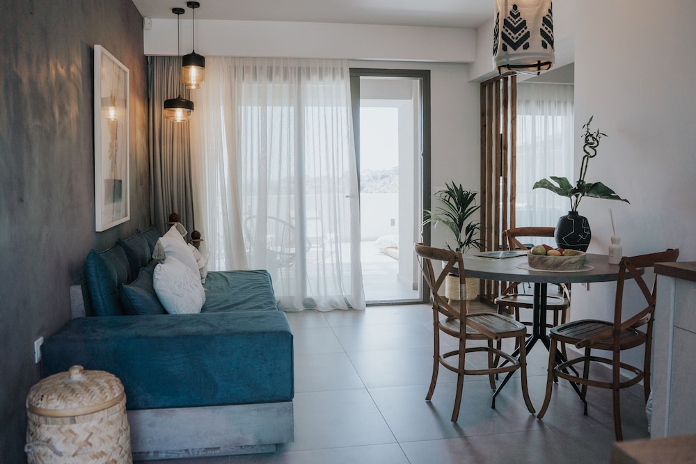Pignolia Suites - Adults Only 49/65