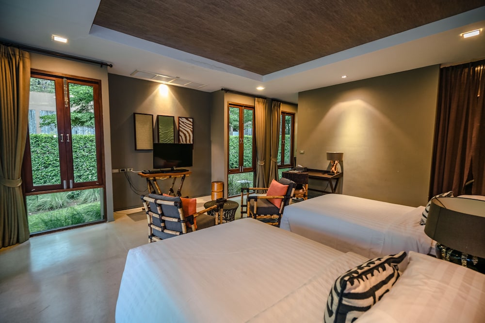 Mountain Creek Golf Resort & Residences 16/64