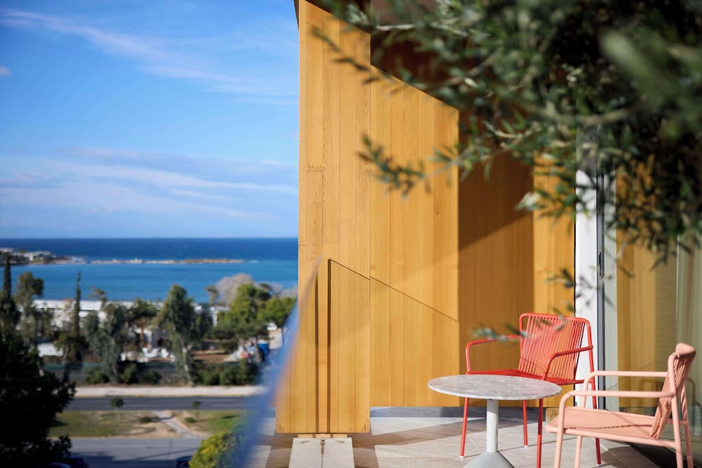 Dusit Suites Athens 38/58