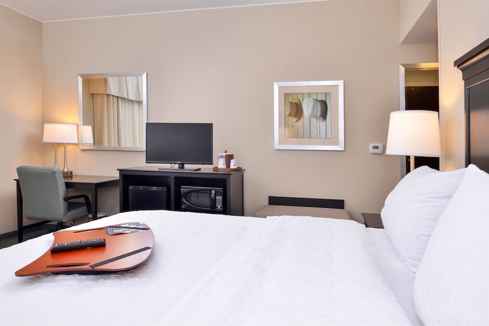 Hampton Inn and Suites Mount Joy Lancaster West 14/43