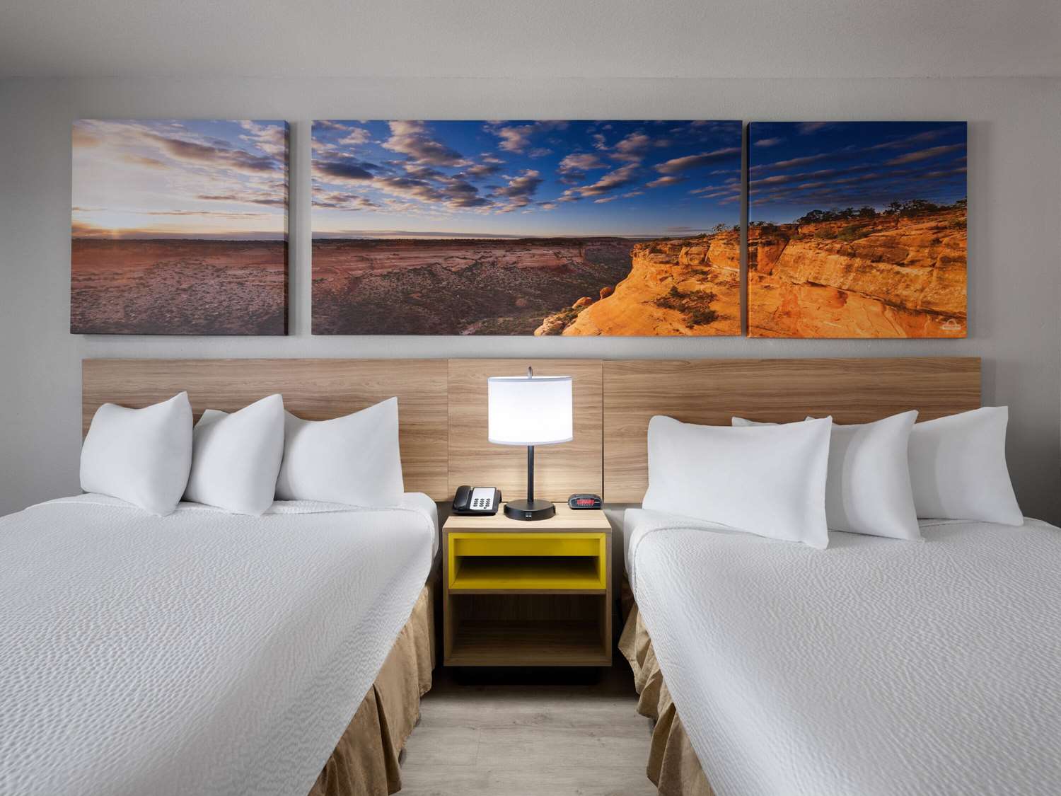 Days Inn by Wyndham Las Vegas Airport Near the Strip 12/21