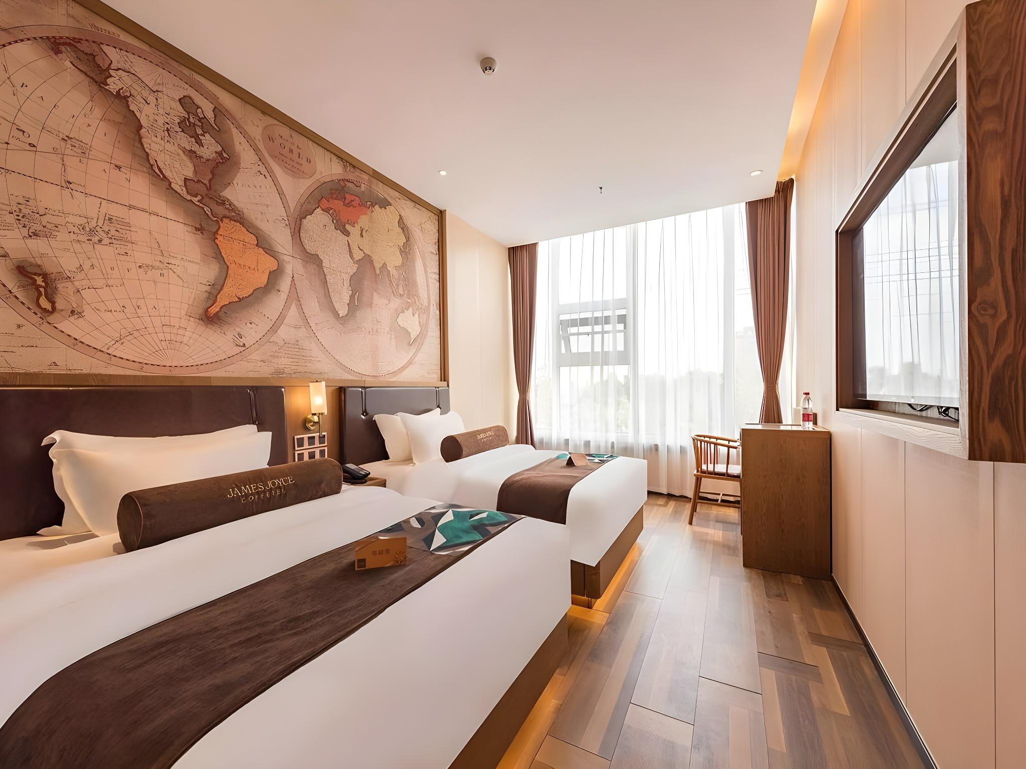 James Joyce Coffetel Hotel (Beijing Sihui East Metro Station) 13/38