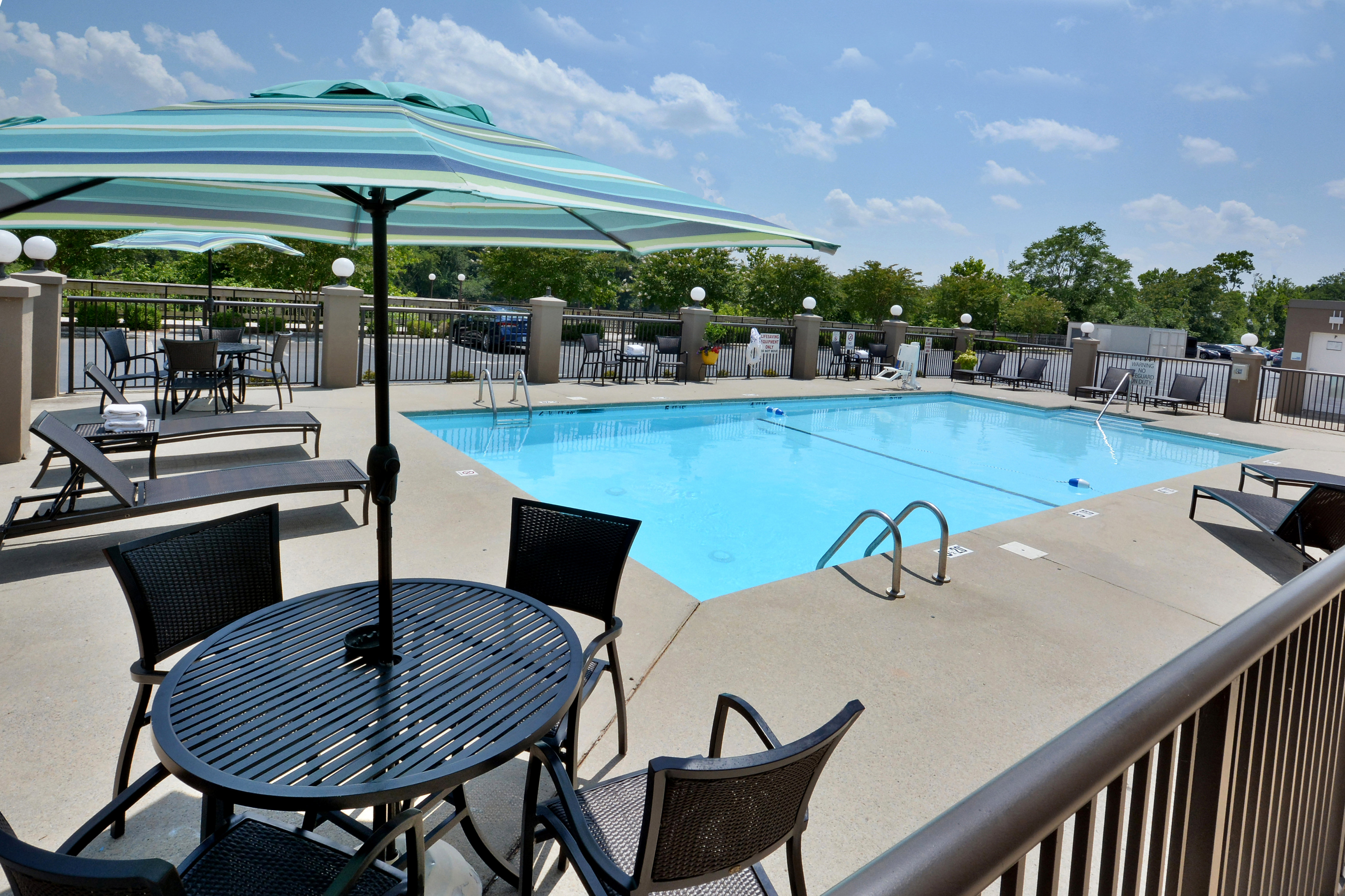 Holiday Inn Express Danville 32/34