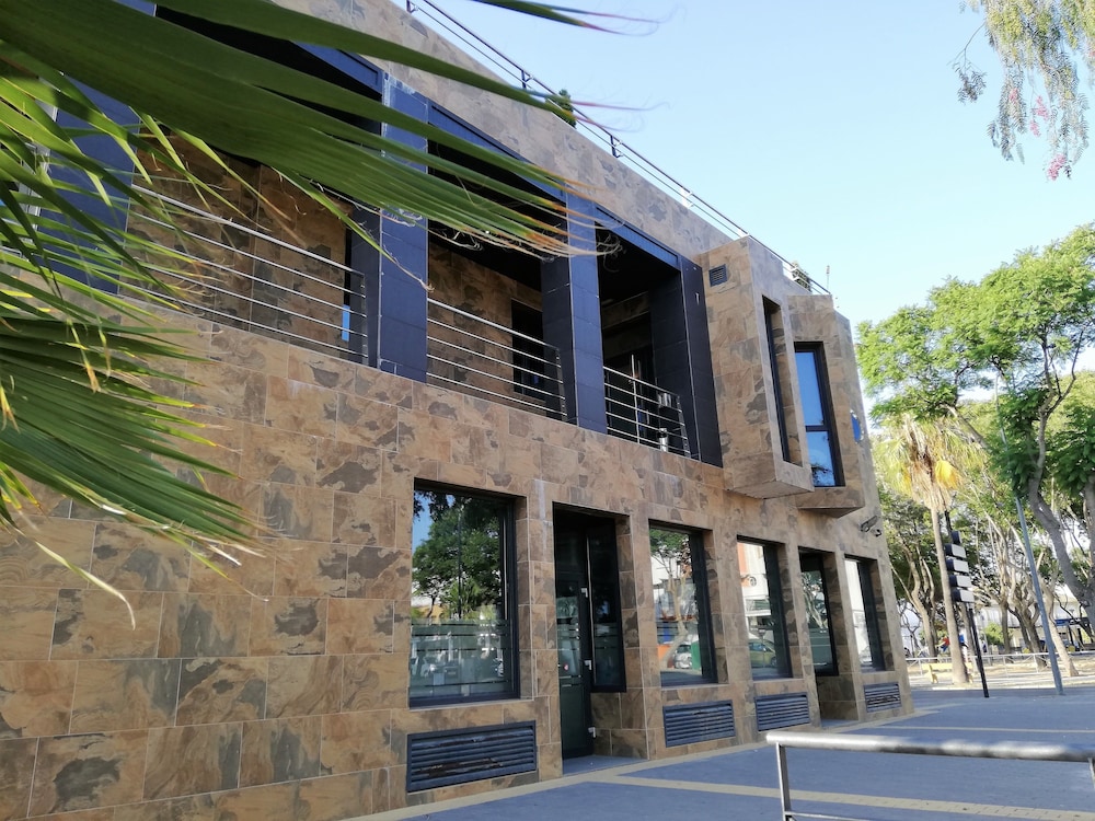 LB Lebrija Hotel & Terrace 6/65