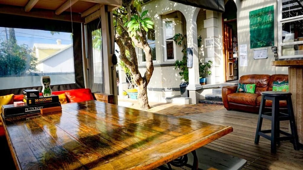 Green Elephant Backpackers 37/47