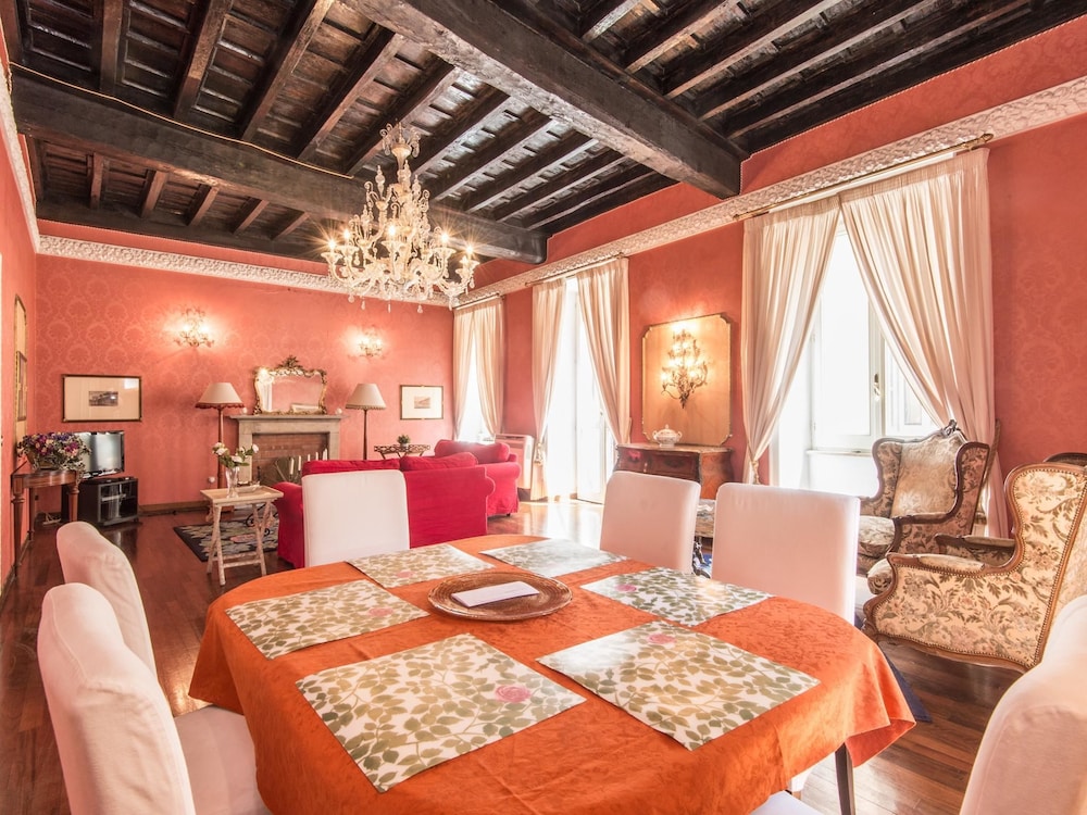 RSH Spanish Steps Luxury Apartment 30/44