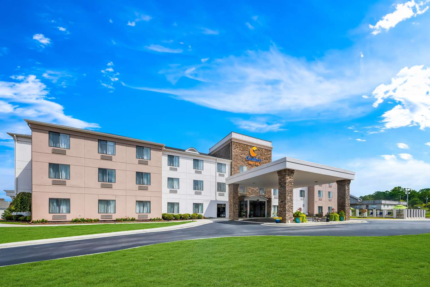 Comfort Suites CS-SU Cullman I-65 Exit 310 5/33