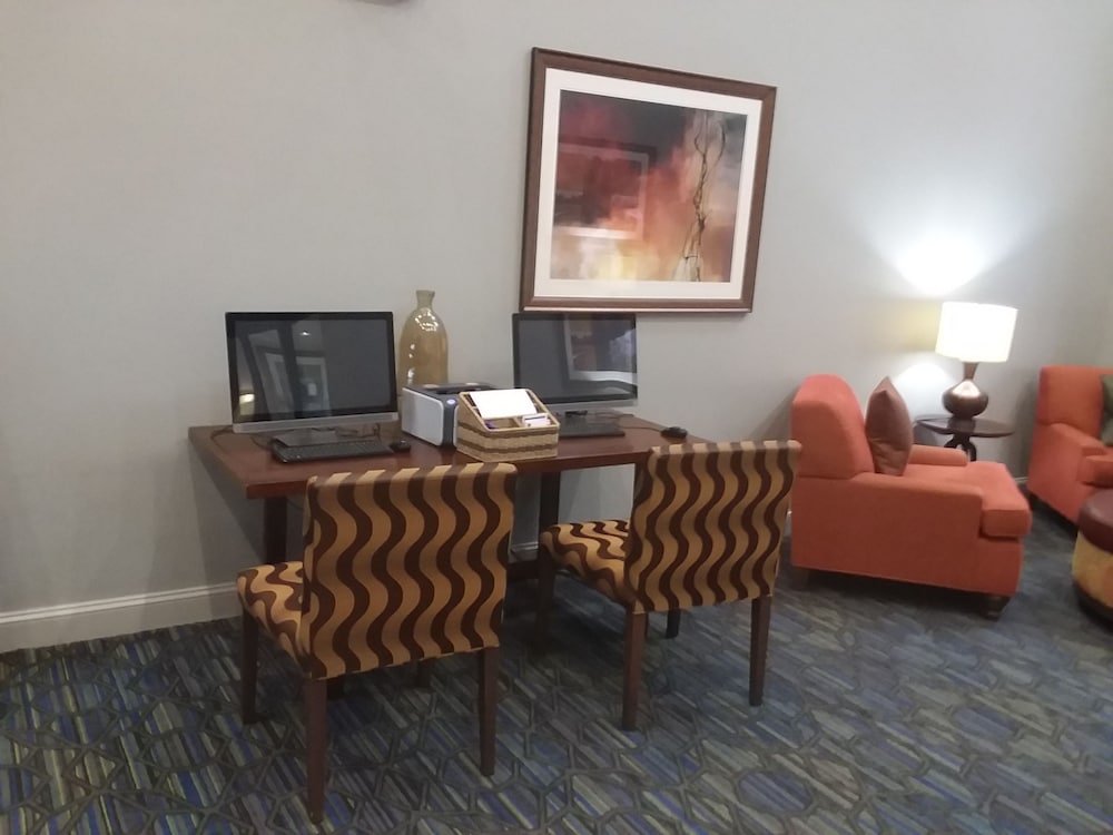 Holiday Inn Express Hotel And Suites Lake Placid 34/43