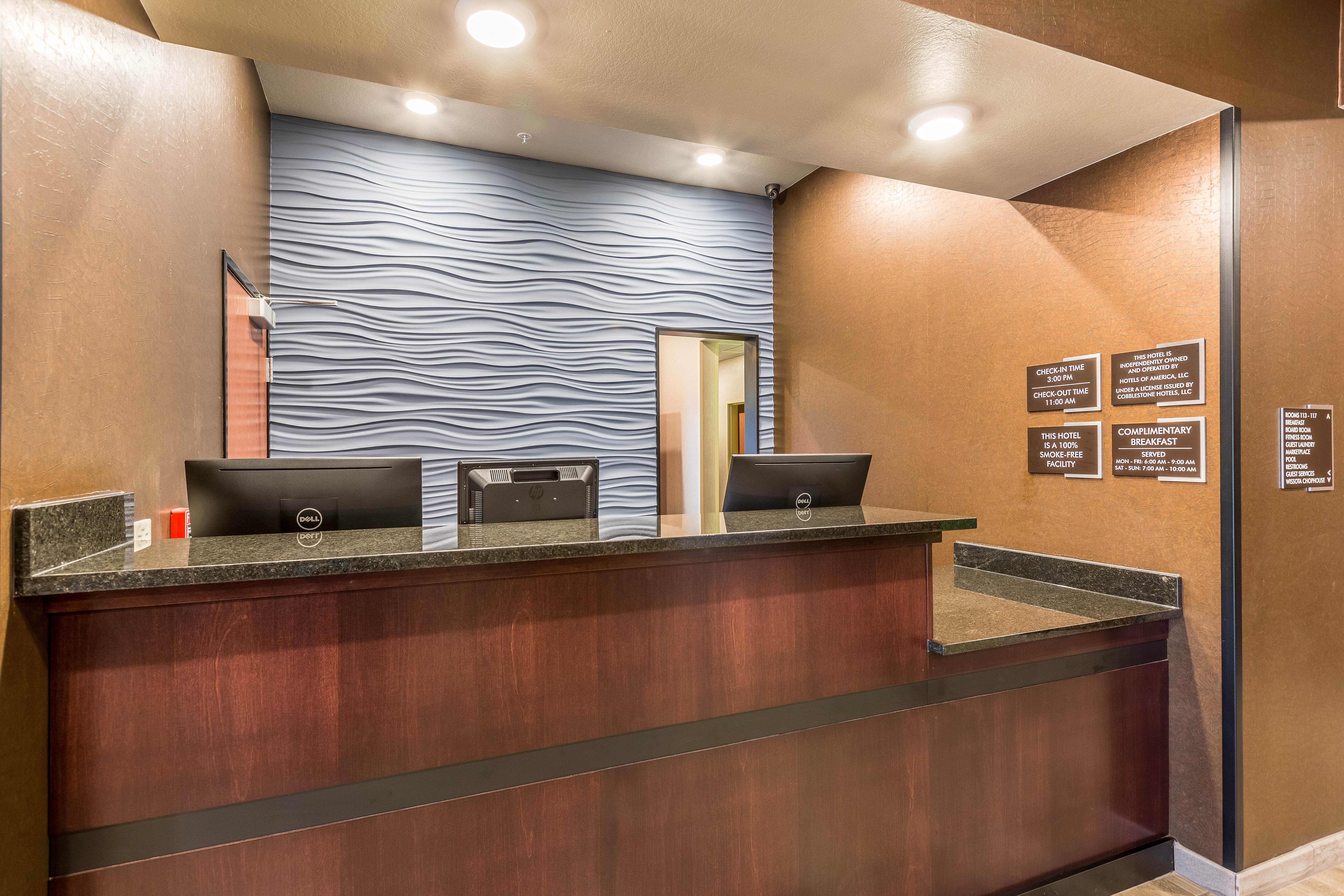 Cobblestone Hotel & Suites – Stevens Point 4/55