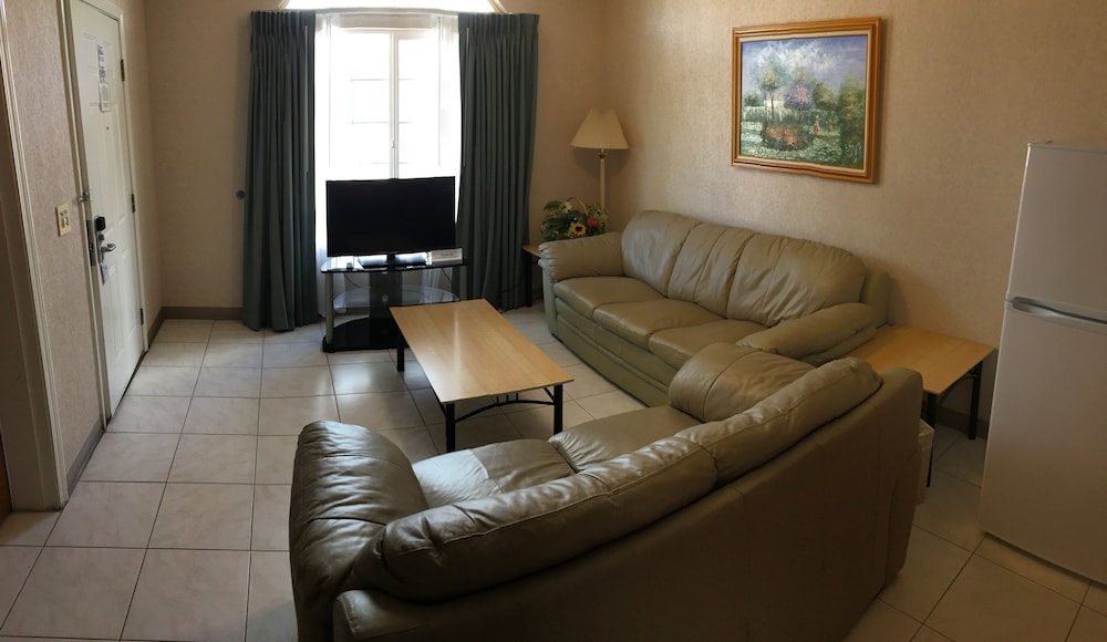 Garden Inn and Suites 34/48
