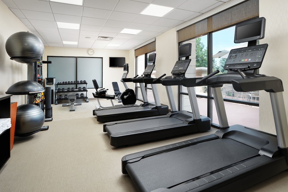 Springhill Suites Boulder Longmont 24/42