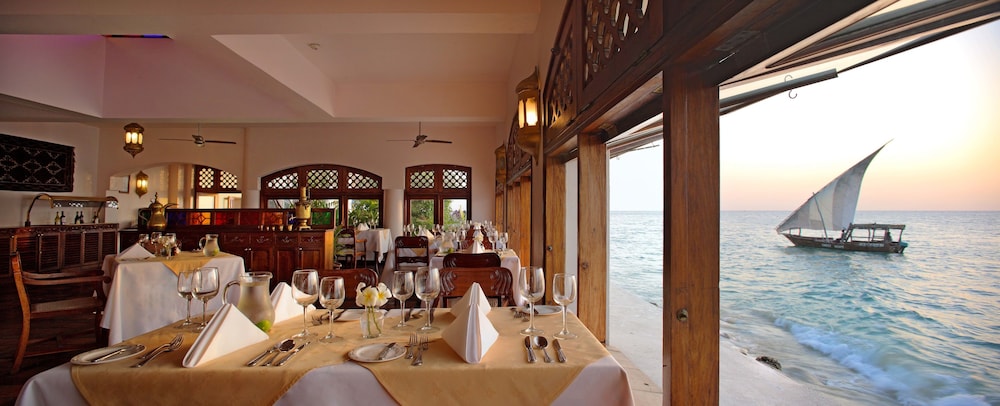 Zanzibar Serena Hotel 30/60